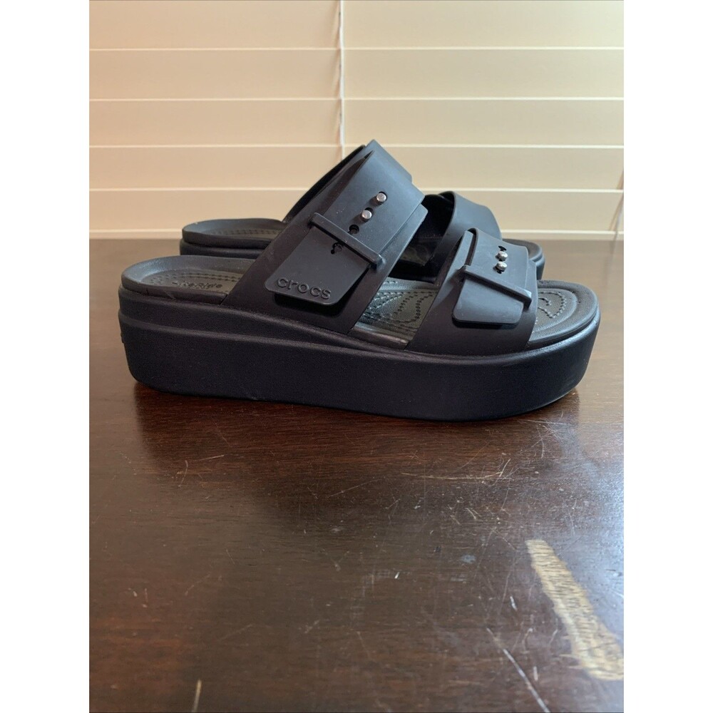 Crocs Brooklyn Buckle Platform Sandals Women's 6 Black Slip On Low Wedge 207431